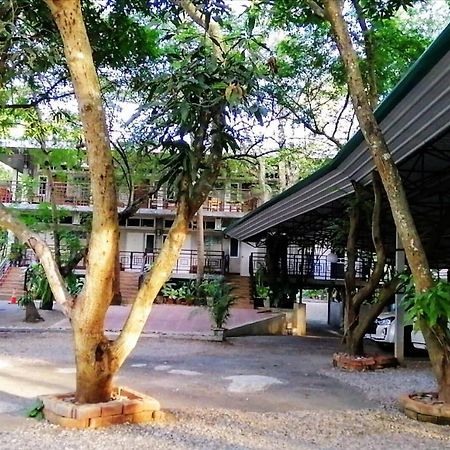 ルーイ フエン ハオハグ ホーム&リゾート エクステリア 写真